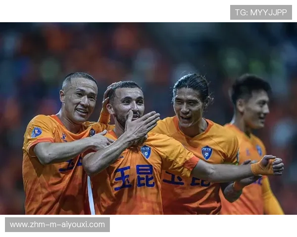 云南玉昆底线传中险些“炸开”禁区